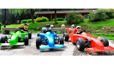 Elektrikli yarış avtomobili Ferrari Formula-1 (biryerli)